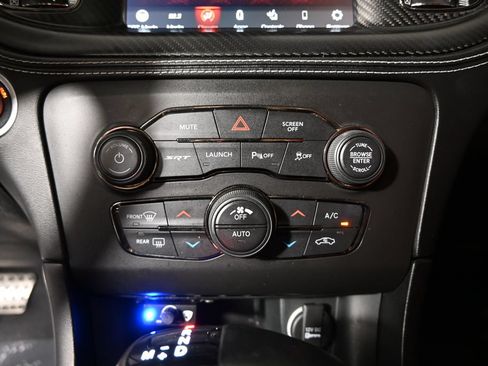 Used 2022 Dodge Charger SRT Hellcat w/ Harman/Kardon Audio Group RWD image 32