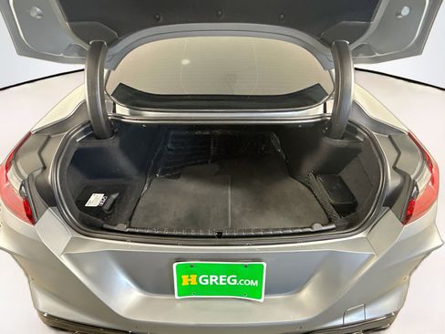 Used 2023 BMW M8 Competition w/ M Carbon Exterior Package image 33