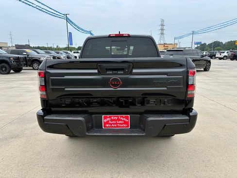 Used 2026 Nissan Frontier PRO-4X AWD/4WD image 6
