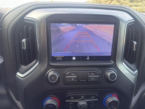 Used 2019 Chevrolet Silverado 1500 LT Trail Boss image 16