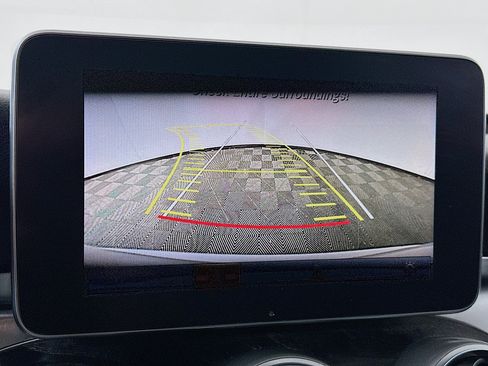 Used 2016 Mercedes-Benz GLC 300 4MATIC image 14