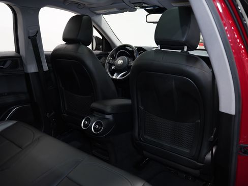 Used 2021 Alfa Romeo Stelvio Ti w/ Nero Edizione image 39