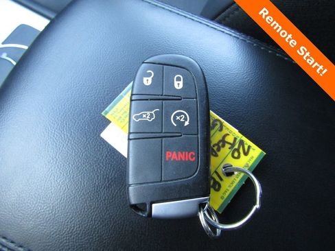 Used 2018 Jeep Grand Cherokee Limited image 20