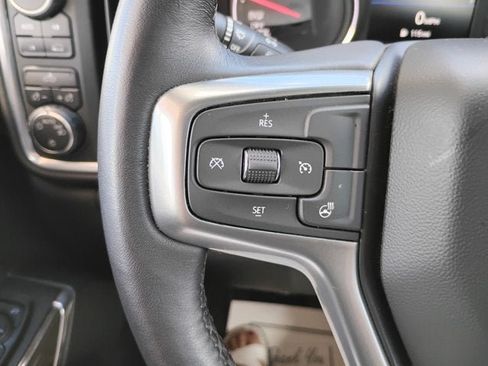 Used 2022 Chevrolet Silverado 1500 LT AWD/4WD image 18