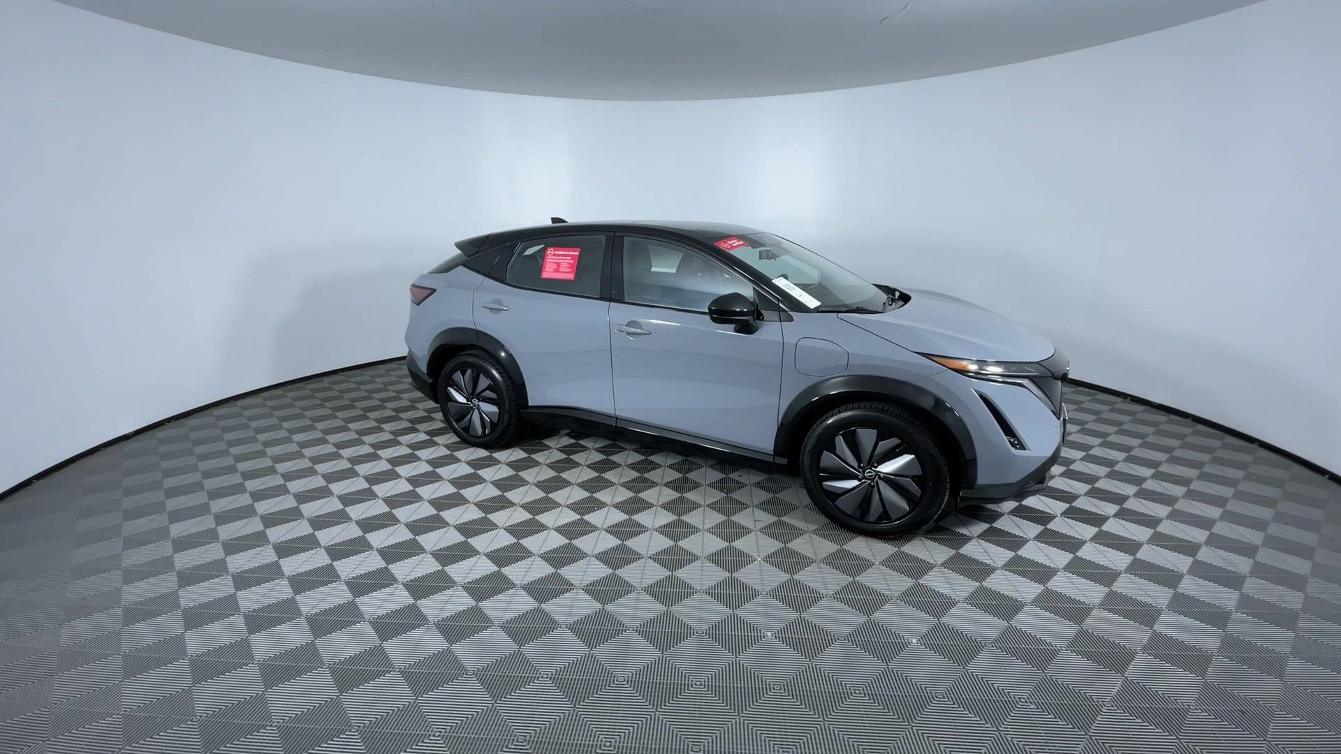 Certified 2024 Nissan Ariya AWD image 2