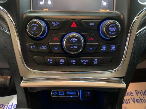 Used 2017 Jeep Grand Cherokee Limited AWD/4WD image 27