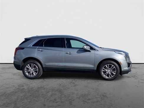 Certified 2023 Cadillac XT5 Premium Luxury image 9