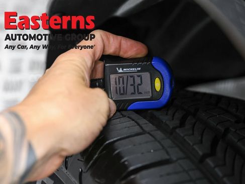 Used 2022 Nissan Frontier S RWD image 25