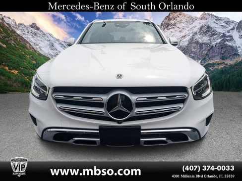Used 2022 Mercedes-Benz GLC 300 4MATIC w/ Driver Assistance Package image 20