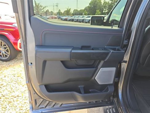 Used 2025 Ford F150 Raptor AWD/4WD image 13