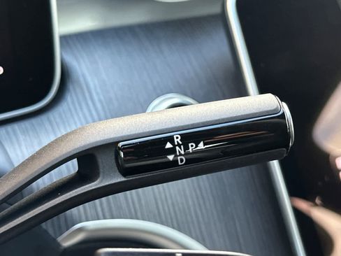 New 2025 Mercedes-Benz C 300 Sedan image 19