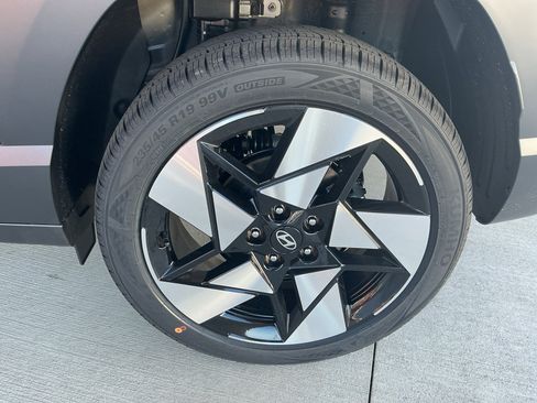 New 2026 Hyundai Kona Limited AWD/4WD image 21