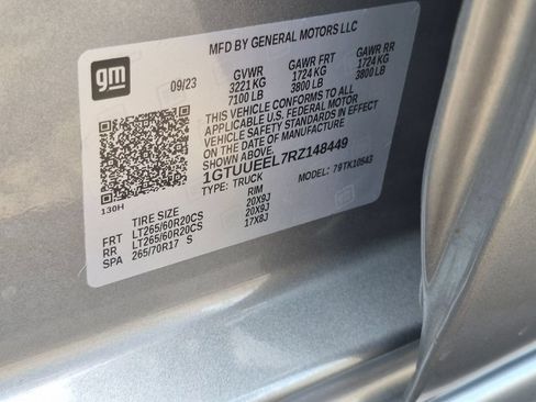 Used 2024 GMC Sierra 1500 AT4 w/ Technology Package AWD/4WD image 29