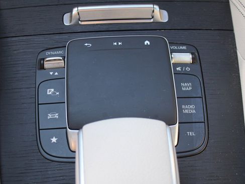 Certified 2024 Mercedes-Benz GLE 450 4MATIC image 30