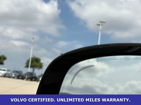 Certified 2025 Volvo XC60 B5 Plus AWD/4WD image 36