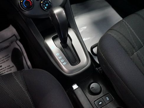 Used 2015 Chevrolet Sonic LT image 30