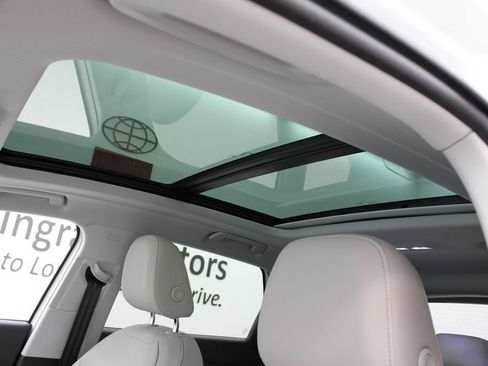 New 2026 Audi Q3 quattro 2.0T AWD/4WD image 13