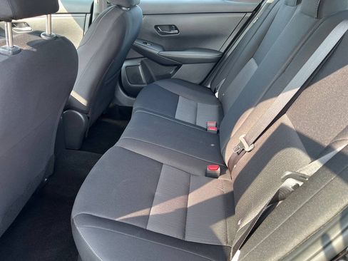 Used 2025 Nissan Sentra SV w/ All-Weather Package FWD image 11