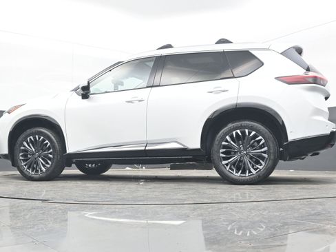New 2026 Nissan Rogue Platinum w/ Platinum Premium Package image 28