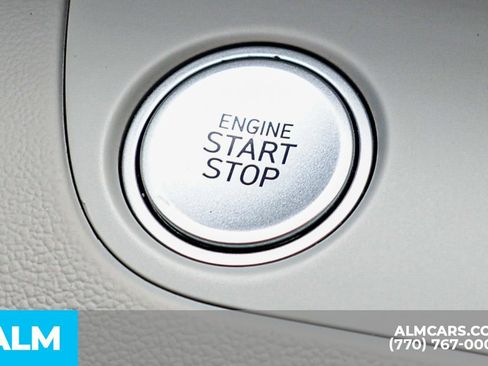 Used 2023 Hyundai Elantra Limited image 48