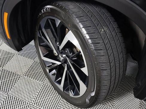 Used 2023 Mitsubishi Outlander SE image 46