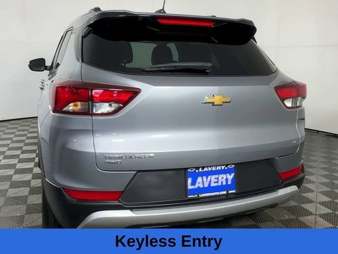 Used 2023 Chevrolet TrailBlazer LT w/ Convenience Package AWD/4WD image 11