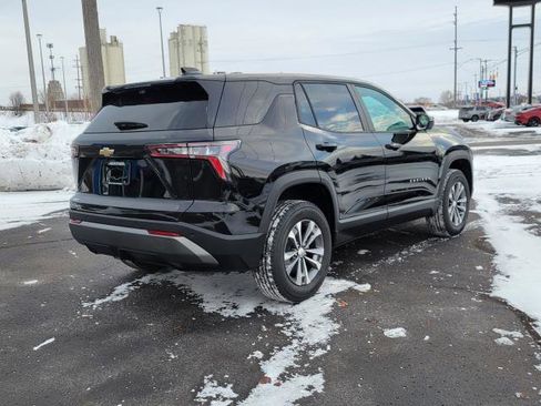 New 2026 Chevrolet Equinox LT w/ Convenience Package II image 2