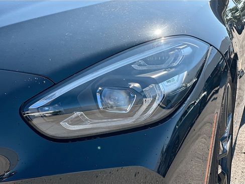 Used 2020 BMW Z4 M40i w/ Executive Package image 30