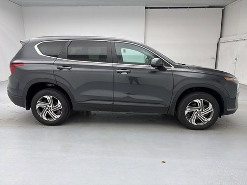 Used 2023 Hyundai Santa Fe SE image 12