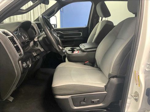 Used 2024 RAM 2500 Big Horn image 10