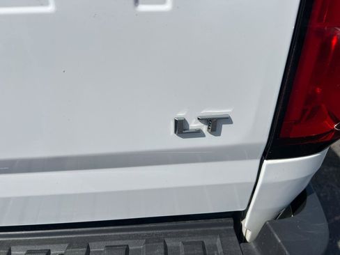 Used 2021 Chevrolet Colorado LT w/ Fleet Safety Package image 6