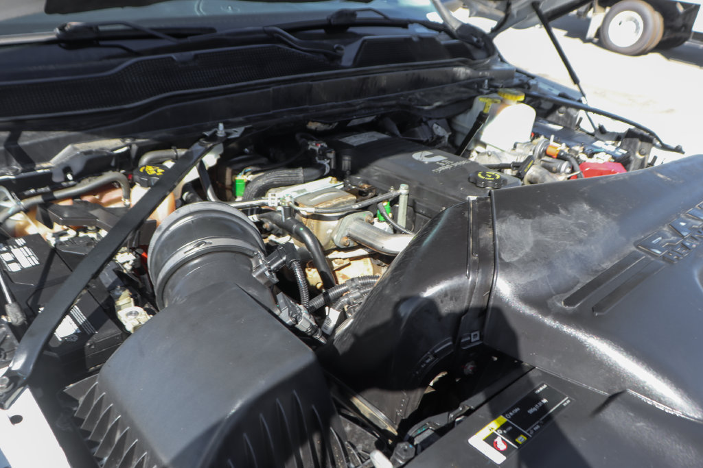 Used 2019 RAM 5500 Tradesman RWD image 12