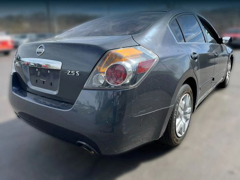 Used 2010 Nissan Altima 2.5 S image 4