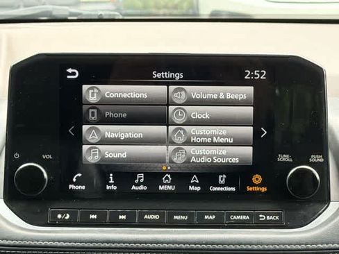 Used 2021 Nissan Rogue SL w/ Premium Package AWD/4WD image 14