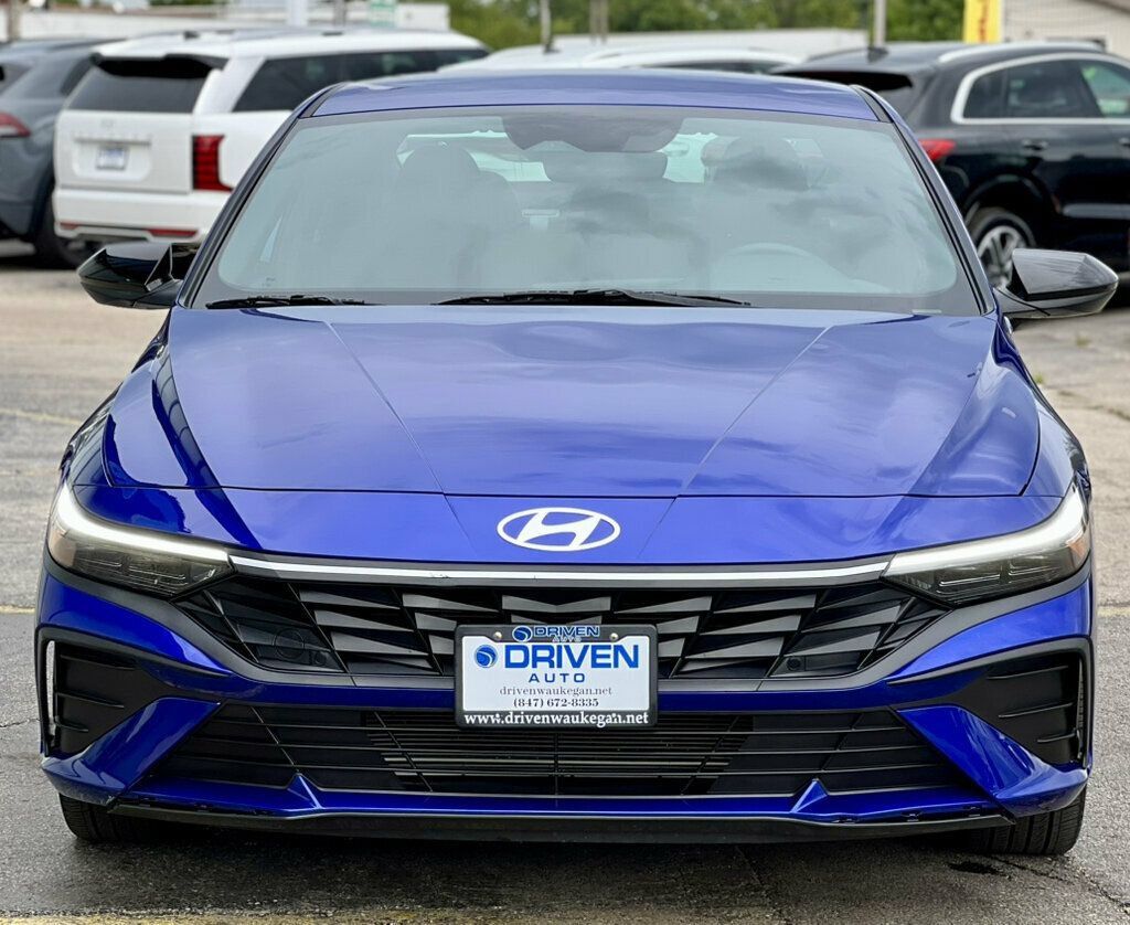 Used 2026 Hyundai Elantra Sport w/ Cargo Package FWD image 7