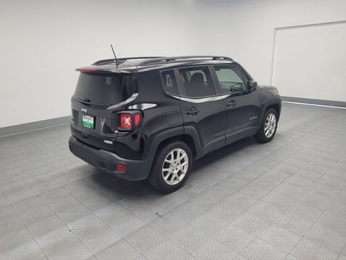 Used 2020 Jeep Renegade Latitude image 9