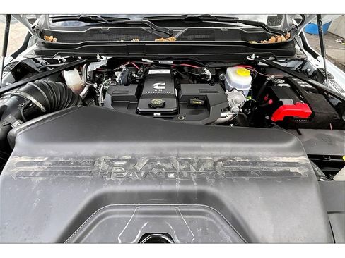 Used 2023 RAM 2500 Limited image 31