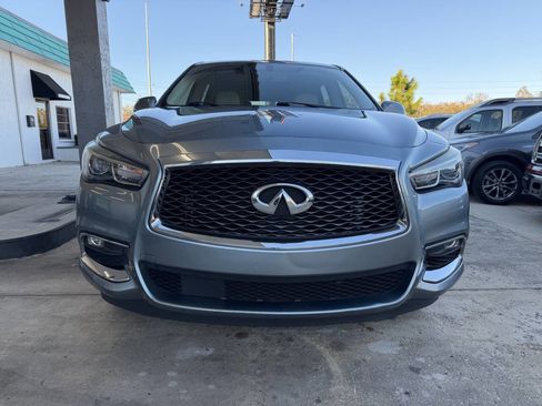 Used 2018 INFINITI QX60 Base 4dr SUV image 7
