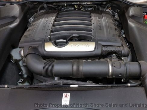 Used 2016 Porsche Cayenne image 54