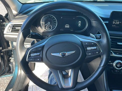 Used 2023 Genesis G70 2.0T AWD/4WD image 10