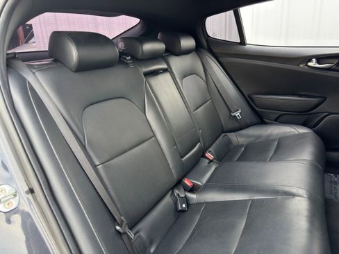 Used 2020 Kia Stinger GT-Line image 33