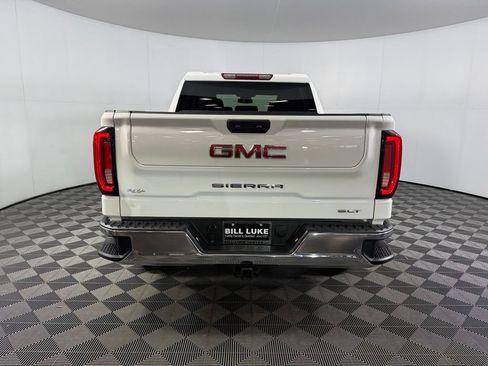 Used 2025 GMC Sierra 1500 SLT RWD image 9