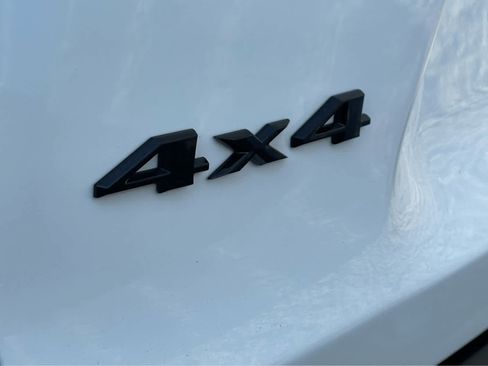 Used 2023 Jeep Cherokee Altitude Lux image 10