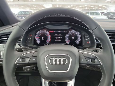 Used 2025 Audi Q8 Premium Plus AWD/4WD image 13