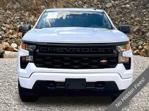 Used 2023 Chevrolet Silverado 1500 Custom AWD/4WD image 3