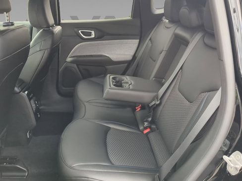 New 2025 Jeep Compass Latitude w/ Convenience Group image 13