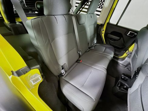 Used 2023 Jeep Wrangler Unlimited Sport AWD/4WD image 27