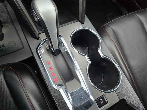 Used 2013 GMC Terrain SLT image 30