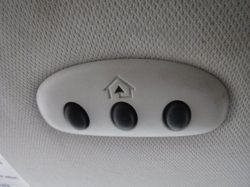 Used 2017 Ford Edge Titanium w/ Technology Package image 31