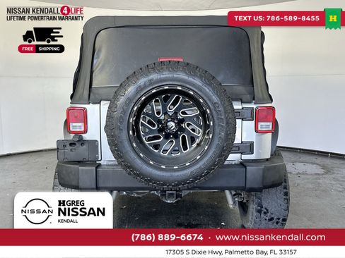 Used 2018 Jeep Wrangler Unlimited Sport S image 10